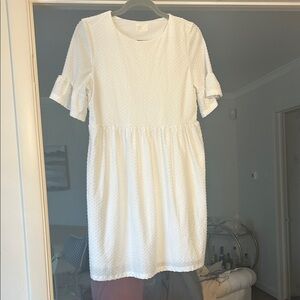 Elegant White Textured Dress